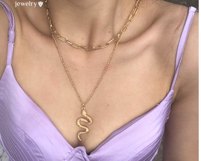 Victoria's Vogue Punk Multilayered Cross Lock Pendant Necklace For Women Silver Color Portrait Coin Chain Choker Necklaces 2021 Jewelry