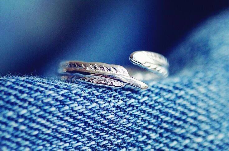 Victoria's Vogue Korean Version Of The Fashion  925 Sterling Silver Jewelry Leaf Not Allergic Beauty Feathers Opening Rings