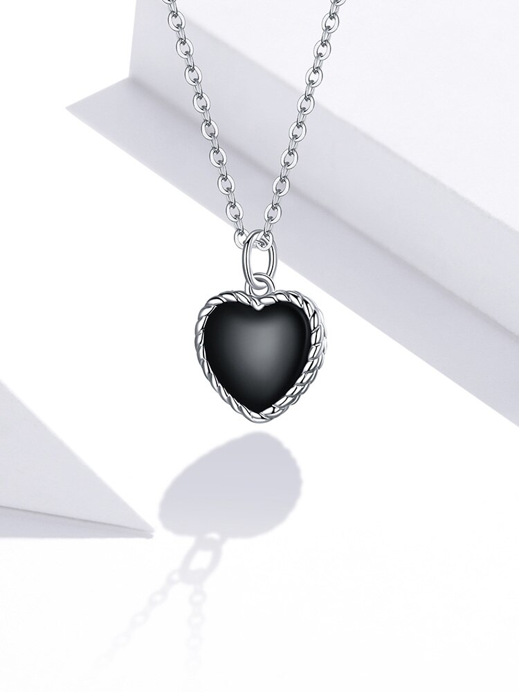 Real 925 Sterling Silver Black Heart Love Pendant Vintage Necklace Women Statement Collares Jewelry Gift Noble Real 925 Sterling Silver Black Heart Love Pendant Vintage Necklace Women Statement Collares Jewelry Gift Noble
