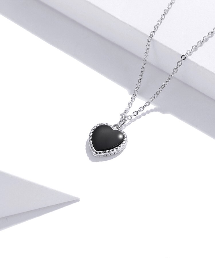 Real 925 Sterling Silver Black Heart Love Pendant Vintage Necklace Women Statement Collares Jewelry Gift Noble Real 925 Sterling Silver Black Heart Love Pendant Vintage Necklace Women Statement Collares Jewelry Gift Noble