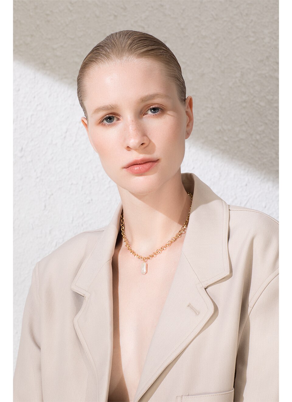 Victoria's Vogue Boho Conch Chain Necklace Women Gold Color Statement Natural Mother Of Pearl Necklaces Stainless Steel Jewelry