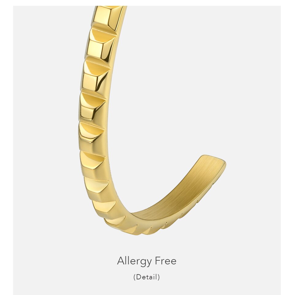 Victoria's Vogue Pyramid Cuff Bracelet Gold Color Stainless Steel Punk Spike Bracelets Bangles For Women Jewelry Pulseira