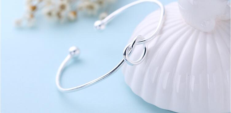 Victoria's Vogue 925 Sterling Silver Jewelry Simple Love Knot Slender Opening Female High-quality Popular Personality Bracelet