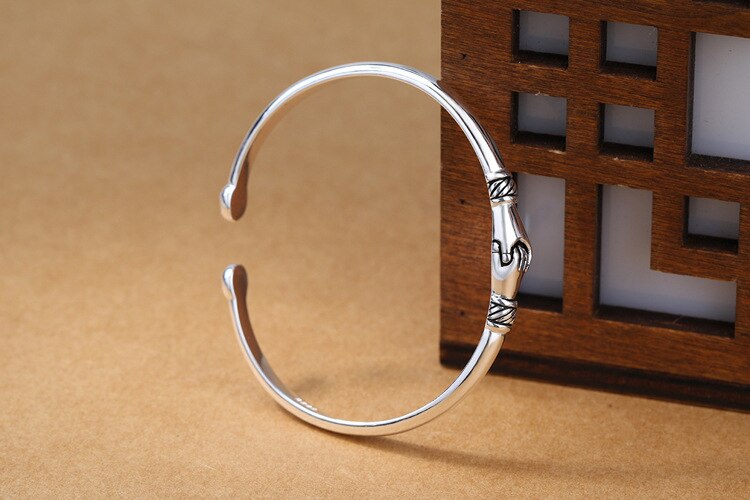 Victoria's Vogue New Retro Female 925 Sterling Silver Jewelry Bracelets Opening Handshake Creative Friendship Bangles Victoria's Vogue New Retro Female 925 Sterling Silver Jewelry Bracelets Opening Handshake Creative Friendship Bangles