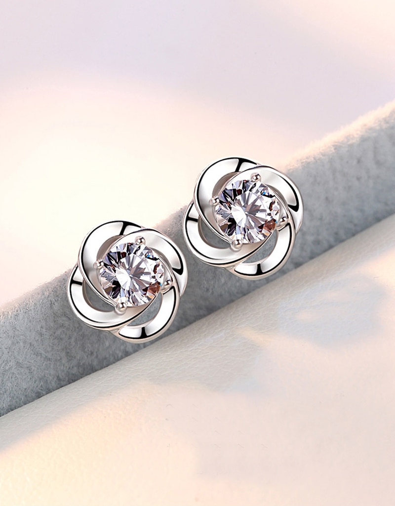 Victoria's Vogue Silver 925 Stud Earrings Flower Shape With Solitaire 6mm Zirconia Diamond Wedding Earrings Women Gift Silver 925 jewelry Victoria's Vogue Silver 925 Stud Earrings Flower Shape With Solitaire 6mm Zirconia Diamond Wedding Earrings Women Gift Silver 925 jewelry