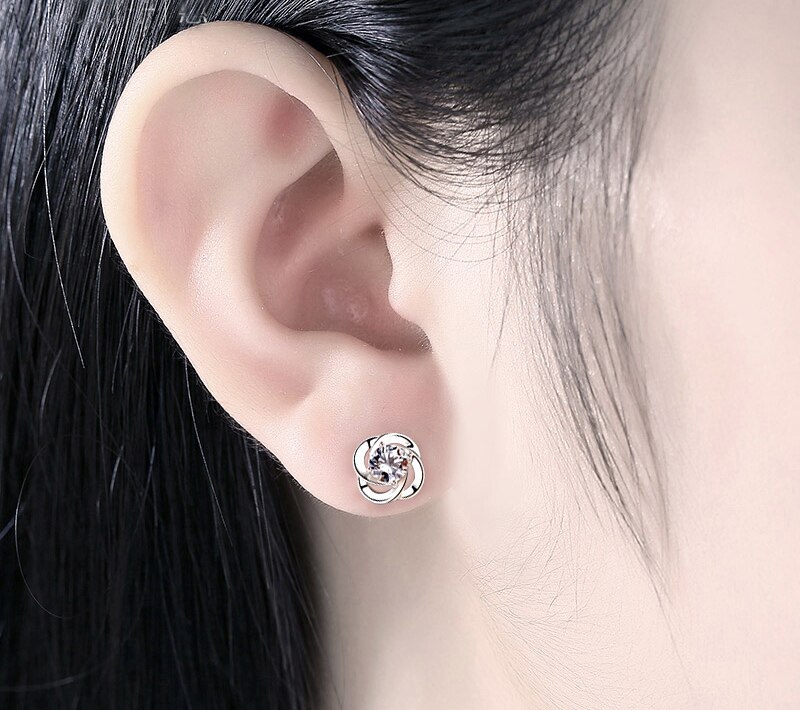 Victoria's Vogue Silver 925 Stud Earrings Flower Shape With Solitaire 6mm Zirconia Diamond Wedding Earrings Women Gift Silver 925 jewelry Victoria's Vogue Silver 925 Stud Earrings Flower Shape With Solitaire 6mm Zirconia Diamond Wedding Earrings Women Gift Silver 925 jewelry