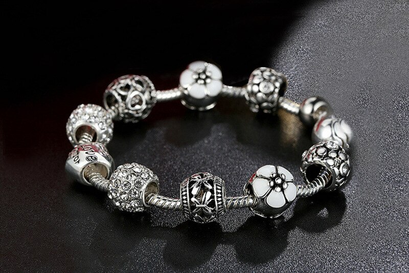 Victoria's Vogue Original 925 Silver Four Leaf Clover Bracelet with Crystal Beads Charm Bracelet Bangle for Women Victoria's Vogue Original 925 Silver Four Leaf Clover Bracelet with Crystal Beads Charm Bracelet Bangle for Women