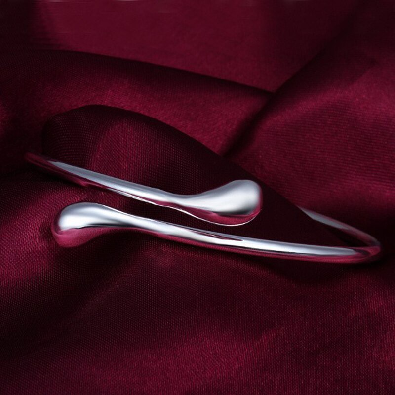 Victoria's Vogue Hot Sale 925 Fashion Jewelry Silver Teardrop/Waterdrop/Raindrop Bangle Jewelry Women Cuff Bracelet for Wedding Party