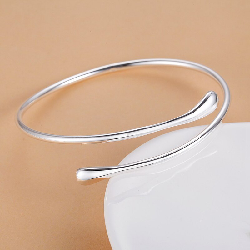 Victoria's Vogue Hot Sale 925 Fashion Jewelry Silver Teardrop/Waterdrop/Raindrop Bangle Jewelry Women Cuff Bracelet for Wedding Party