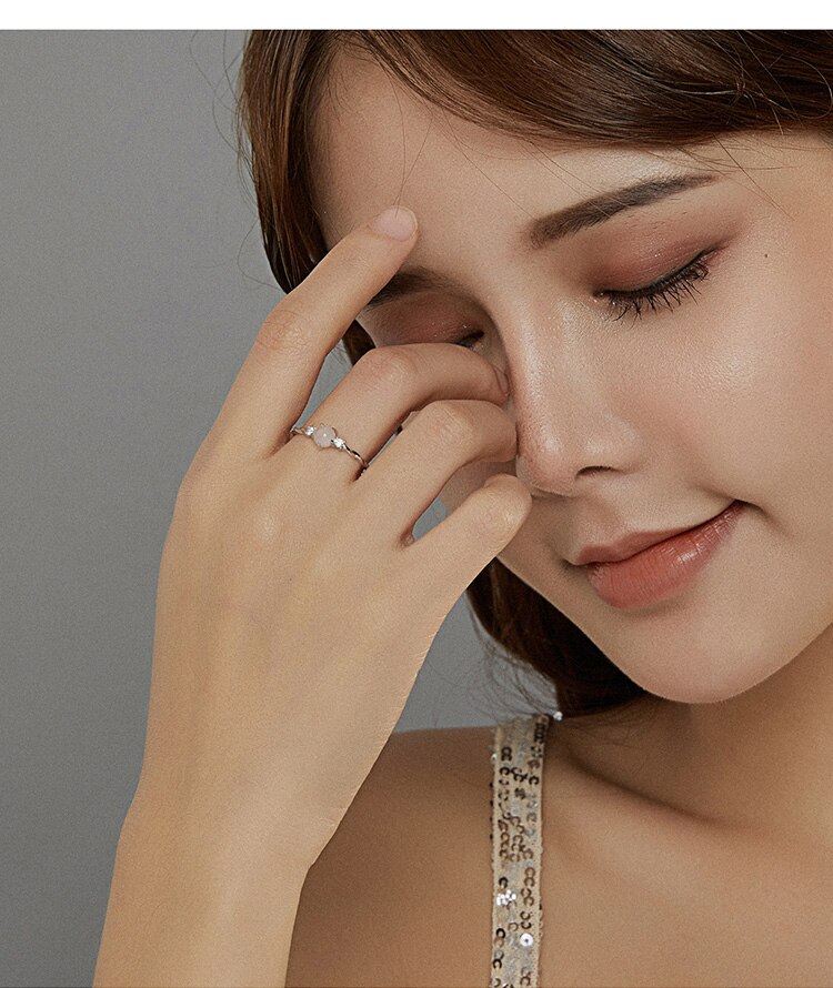 Victoria's Vogue 925 Sterling Silver Moonstone Ring Finger Rings for Women Vintage Retro Stackable Rings Band Silver Fine Jewelry Victoria's Vogue 925 Sterling Silver Moonstone Ring Finger Rings for Women Vintage Retro Stackable Rings Band Silver Fine Jewelry