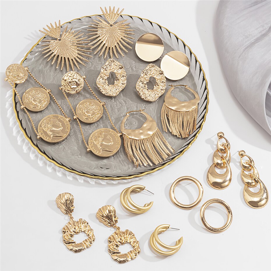 Victoria's Vogue Punk Exaggerated Geometric Irregular Iron Sheet Drop Dangle Earrings Retro Human Head Hanging Earrings Jewelry Gifts