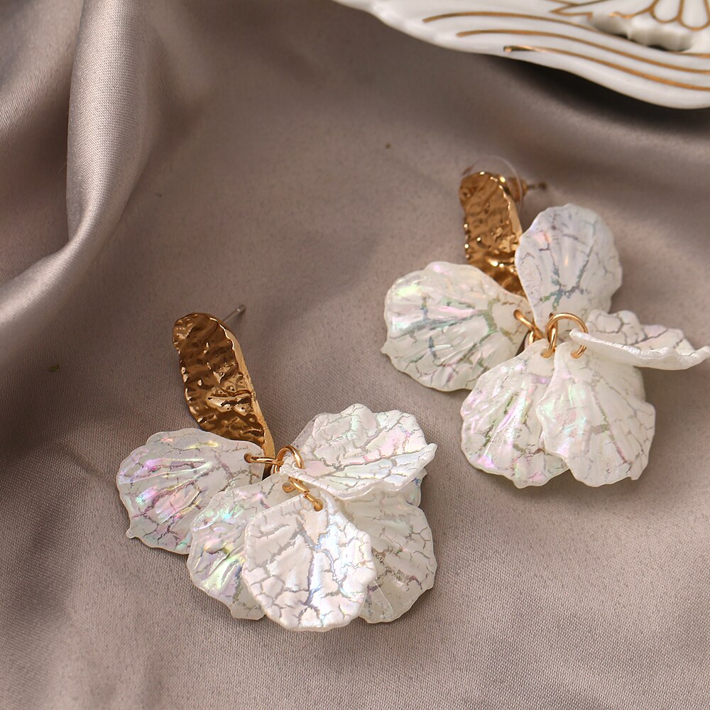 Victoria's Vogue Korean White Flower Petal Drop Earrings For Women Multi-layer Tassel Leaf Holiday Earrings Fashion Statement Jewelry Gift