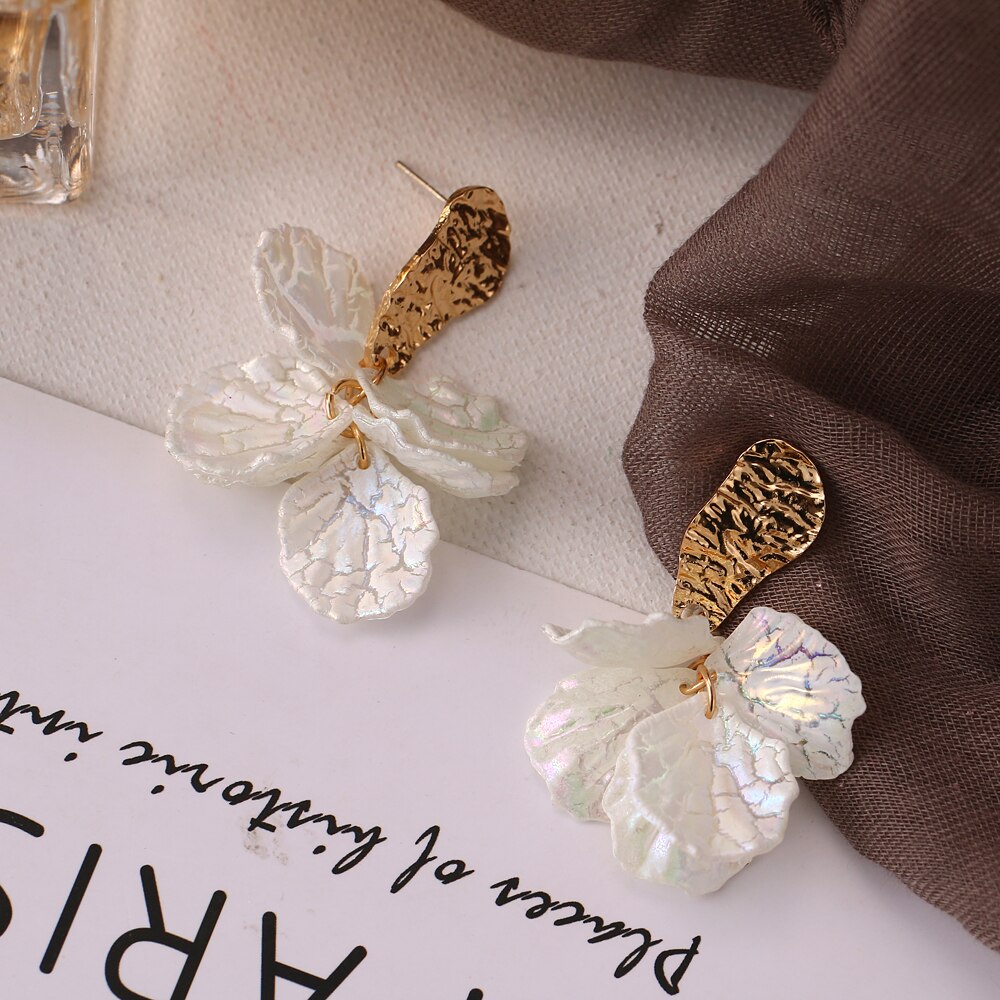 Victoria's Vogue Korean White Flower Petal Drop Earrings For Women Multi-layer Tassel Leaf Holiday Earrings Fashion Statement Jewelry Gift