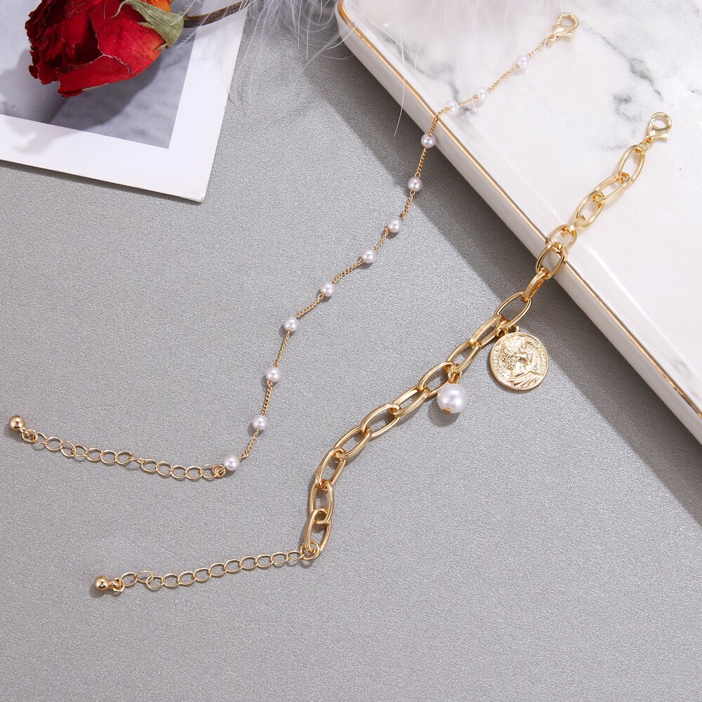 Victoria's Vogue Vintage Heart Pendant Bracelets Bangles Women Punk Chunky Imitation Pearl Chain Bracelet 2020 Couple Wedding Jewelry Gifts