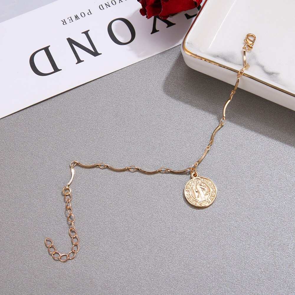 Victoria's Vogue Vintage Heart Pendant Bracelets Bangles Women Punk Chunky Imitation Pearl Chain Bracelet 2020 Couple Wedding Jewelry Gifts