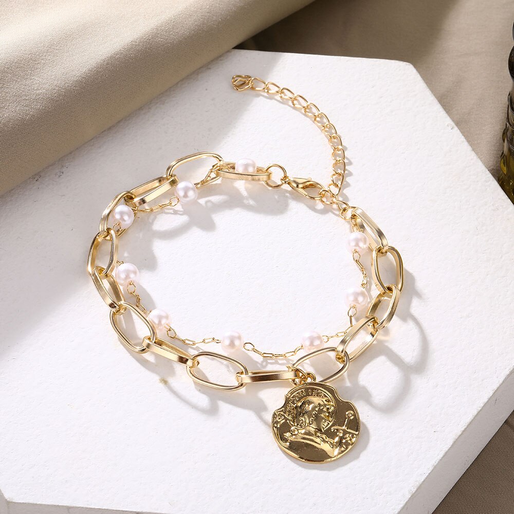 Victoria's Vogue Vintage Heart Pendant Bracelets Bangles Women Punk Chunky Imitation Pearl Chain Bracelet 2020 Couple Wedding Jewelry Gifts