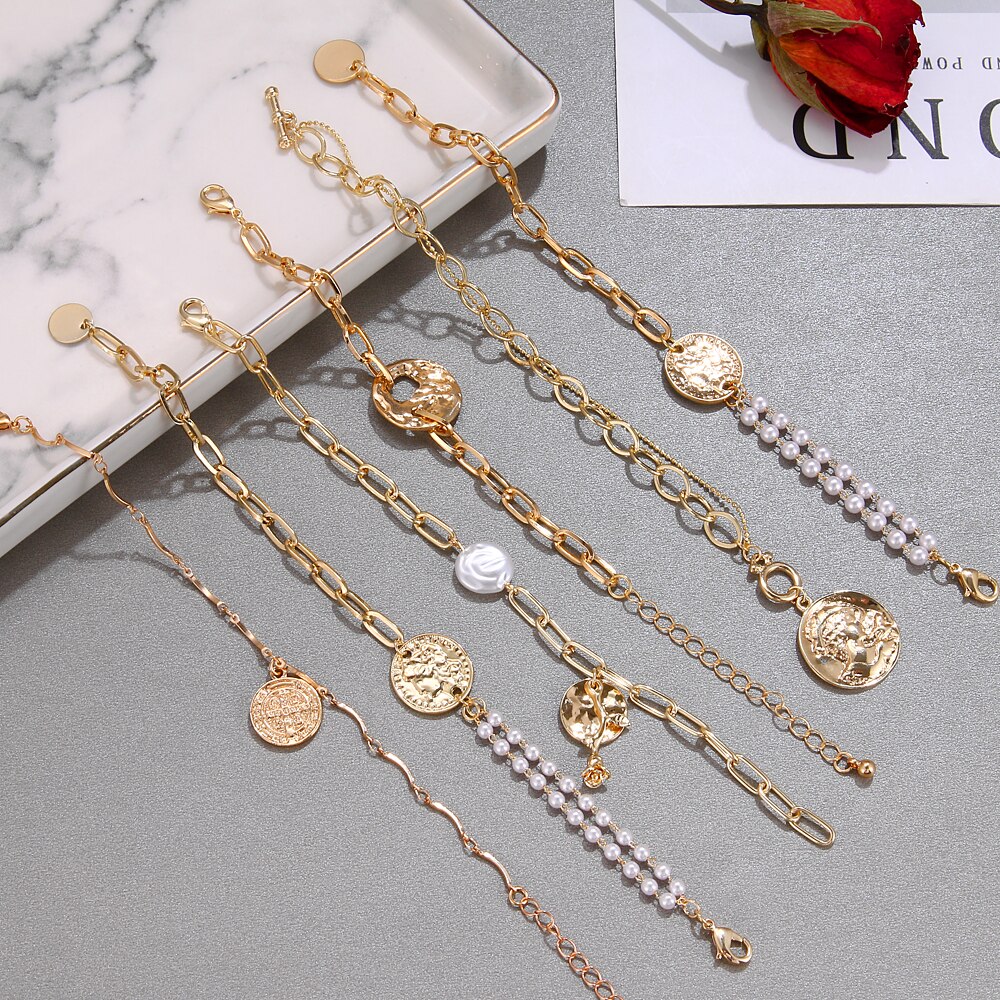 Victoria's Vogue Vintage Heart Pendant Bracelets Bangles Women Punk Chunky Imitation Pearl Chain Bracelet 2020 Couple Wedding Jewelry Gifts