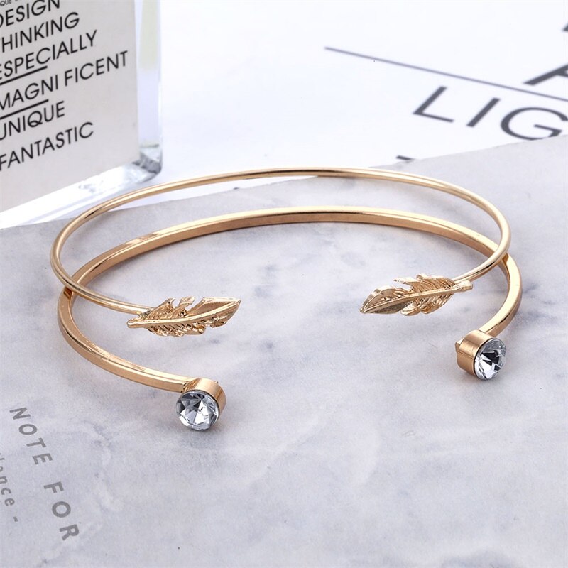 Victoria's Vogue 4Pcs/Set Geometric Crystal Charm Bracelets for Women Gold Leaf Bangles Bracelets Set Simple Wrist Chain Lady Boho Bracelet