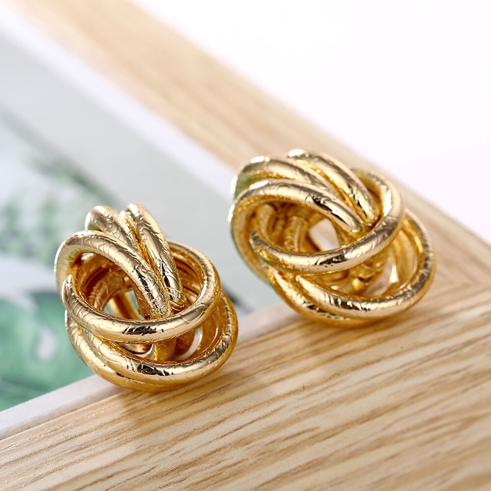 Victoriasvogue Fashion Vintage Earrings For Women Big Geometric Statement Gold Metal Drop Earrings 2020 Trendy Earings Jewelry Accessories Victoriasvogue Fashion Vintage Earrings For Women Big Geometric Statement Gold Metal Drop Earrings 2020 Trendy Earings Jewelry Accessories