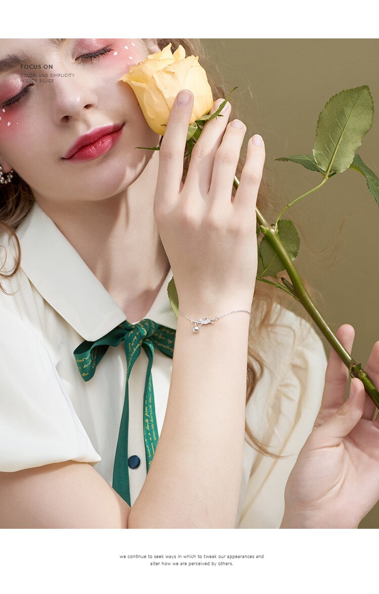 Victoria's Vogue New Cute Flash Crystal Cat Playing Ball Round Bell 925 Sterling Silver Jewelry Personality Luxury Women Gift Bracelets