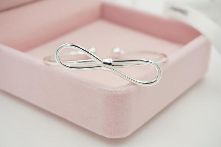 Victoria's Vogue 925 Sterling Silver Jewelry Bracelet Female Simple Fashion Open Bow Girlfriend gift Bracelets