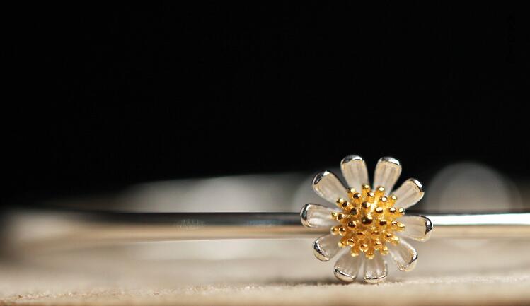Victoria's Vogue New Classic Beautiful 925 Sterling Silver Jewelry Fashion Bangles Small Fresh Daisy Sun Flower Female Gift Bracelet