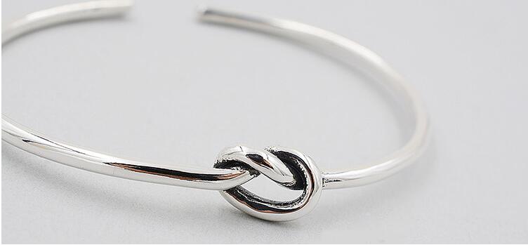 Victoria's Vogue New Fashion Popular 925 Sterling Silver Jewelry Bracelets Vintage Thai Silver Style Love Tie Braided Female Bangles