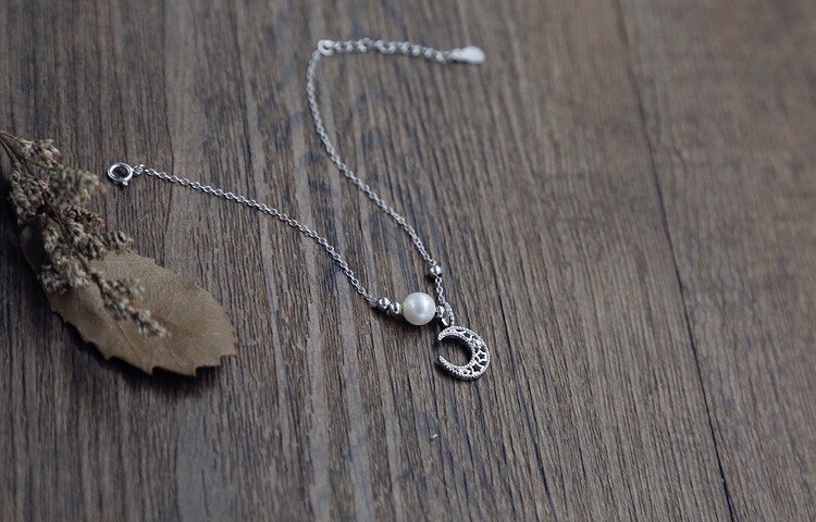 Victoria's Vogue New Temperament Fashion 925 Sterling Silver Jewelry Exquisite Hollow Moon And Star Pearl Ball Bead Female Gift Bracelets