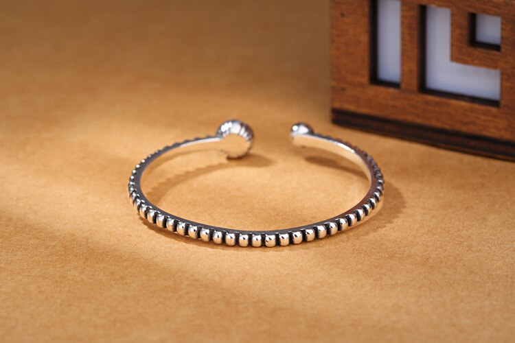 Victoria's Vogue New Arrival Retro 925 Sterling Silver Jewelry Bracelets Personality Round Black Gem Twist Wild Exquisite Bangles