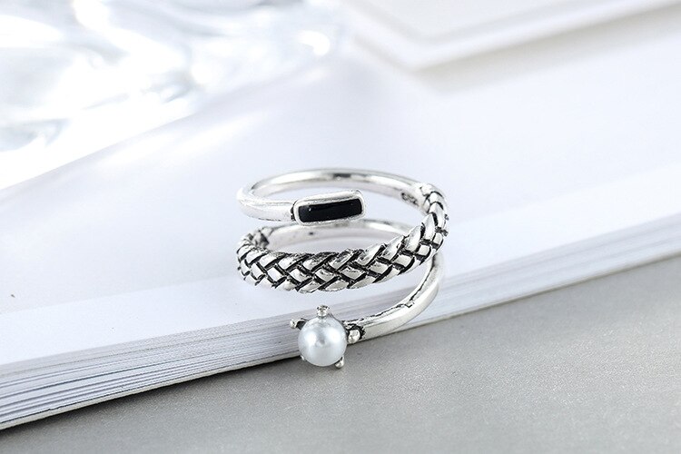Victoria's Vogue European Style New Women Snake Pattern 925 Sterling Silver Jewelry Retro Personality Pearl Fashion Opening Rings Victoria's Vogue European Style New Women Snake Pattern 925 Sterling Silver Jewelry Retro Personality Pearl Fashion Opening Rings