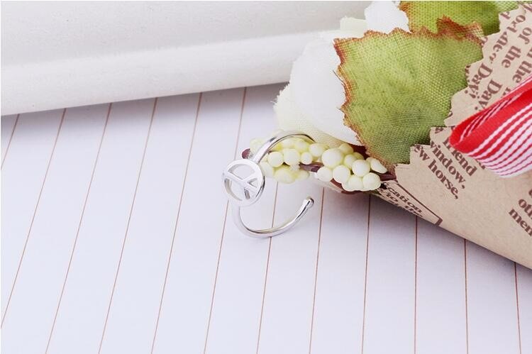 Victoria's Vogue Anti-allergy Simple Aircraft Hollow Peace Personality Popular Beautiful 925 Sterling Silver Jewelry Opening Rings Victoria's Vogue Anti-allergy Simple Aircraft Hollow Peace Personality Popular Beautiful 925 Sterling Silver Jewelry Opening Rings