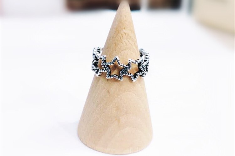 Victoria's Vogue New Retro Hollow Five-pointed Star 925 Sterling Silver Jewelry Not Allergic Personality Fresh Opening Rings