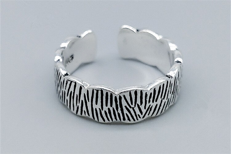 Victoria's Vogue New Creative European Style Thai Silver Forest Bark Pattern 925 Sterling Silver Jewelry Striped Wavy Lace Opening Rings Victoria's Vogue New Creative European Style Thai Silver Forest Bark Pattern 925 Sterling Silver Jewelry Striped Wavy Lace Opening Rings
