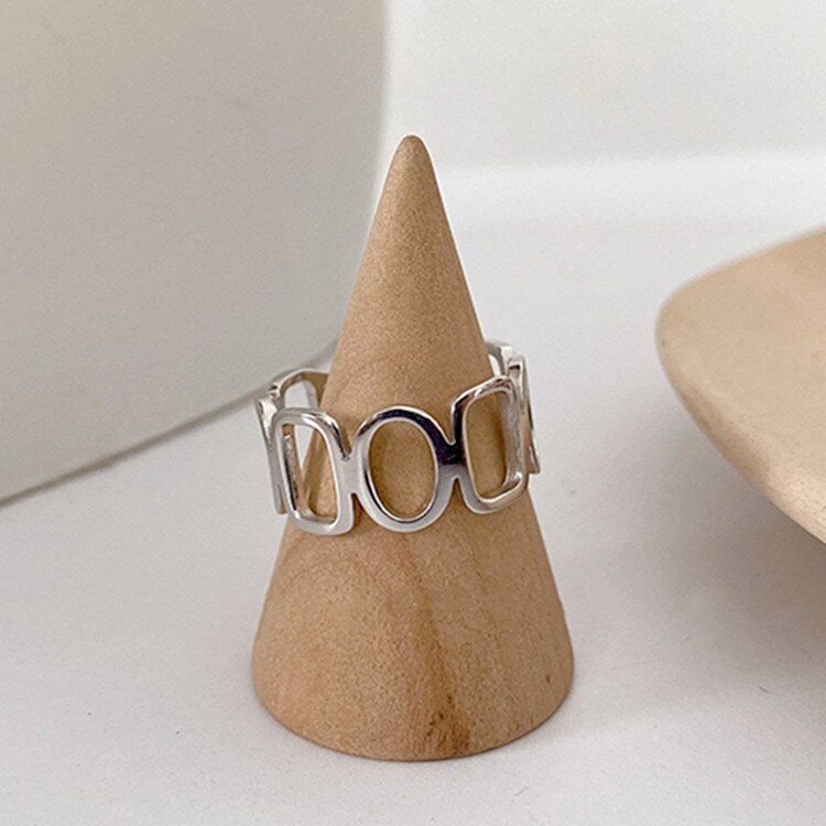 Victoria's Vogue Fashion Personality Ins Chain Stitching Hollow 925 Sterling Silver Jewelry Square Circular Geometric Opening Rings Victoria's Vogue Fashion Personality Ins Chain Stitching Hollow 925 Sterling Silver Jewelry Square Circular Geometric Opening Rings