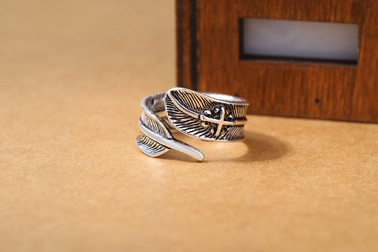 Victoria's Vogue New European Style Atmosphere 925 Sterling Silver Jewelry Feather Cross Personality Big Leaf Opening Rings