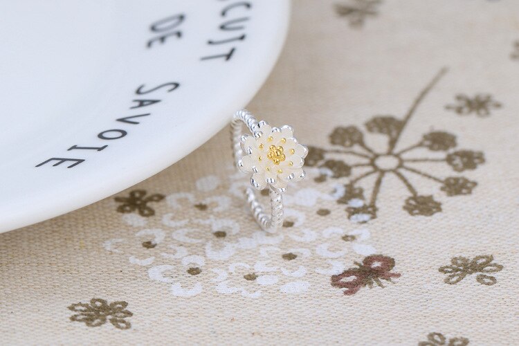Victoria's Vogue New Arrival Handmade Lotus 925 Sterling Silver Jewelry Exquisite Fashion Flowers Popular Opening Rings Victoria's Vogue New Arrival Handmade Lotus 925 Sterling Silver Jewelry Exquisite Fashion Flowers Popular Opening Rings