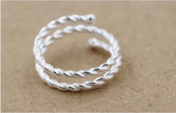 Victoria's Vogue New Fashion Anti-allergic 925 Sterling Silver Jewelry Not Allergic Beautiful Fresh And Simple Twisted Personality Rings