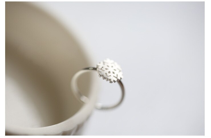 Victoria's Vogue Small Fresh 925 Sterling Silver Jewelry  Drawing Snowflake Opening Exquisite Fashion Rings