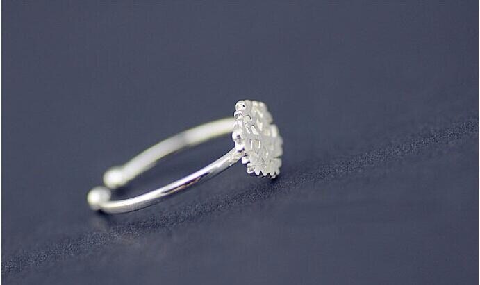 Victoria's Vogue Small Fresh 925 Sterling Silver Jewelry  Drawing Snowflake Opening Exquisite Fashion Rings