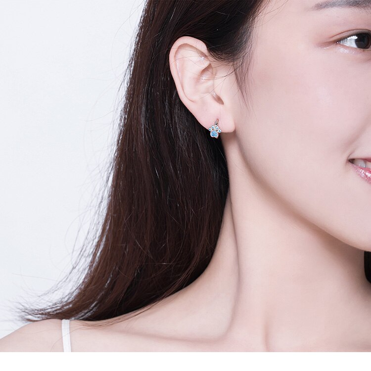 Victoria's Vogue Authentic 925 Sterling Silver Pets' Footprint Stud Earrings for Women Plated platinum Silver Jewelry SCE670