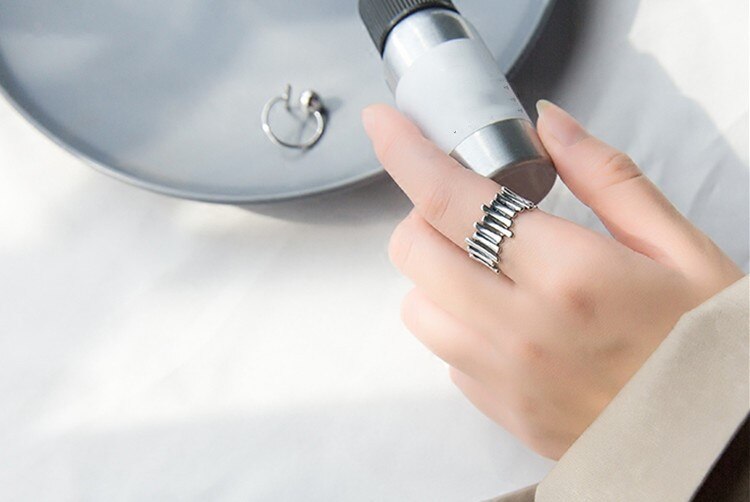 Victoria's Vogue Thai Silver Female Creative Personality Irregular Word 925 Sterling Silver Jewelry Exquisite Geometric Opening Rings