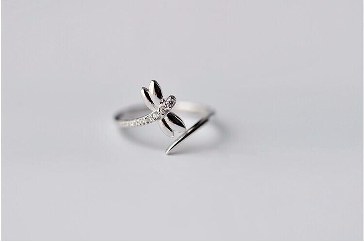 Victoria's Vogue Personality New Fashion Small Fresh Simple Crystal 925 Sterling Silver Jewelry Not Allergic Dragonfly Opening Rings