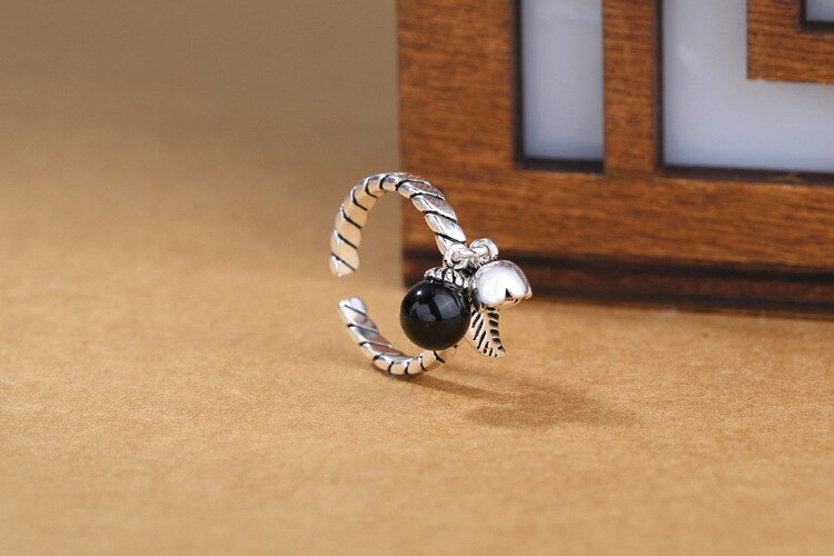 Victoria's Vogue New Fashion Black Agare Bell Leaves 925 Sterling Silver Jewelry Personality Retro Transfer Leaf Sweet Gift Opening Rings