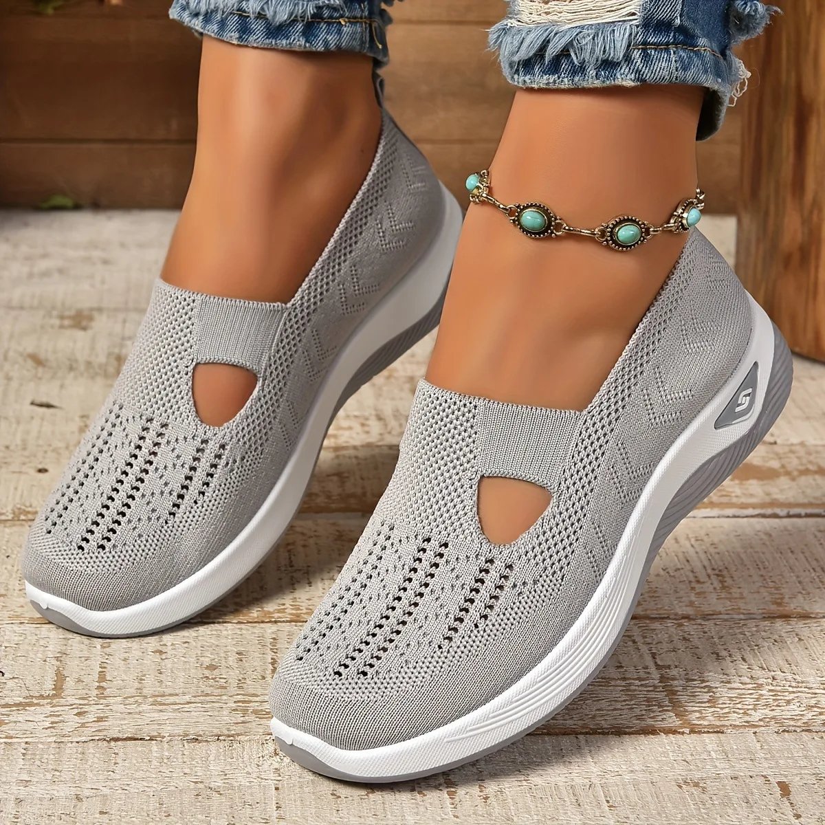 Victoria's Vogue Women's Sneakers Breathable Casual Shoes Summer Soft Sole Orthopedic Shoes Lightweight Slip on Walking Shoe Non Slip Flat Shoes