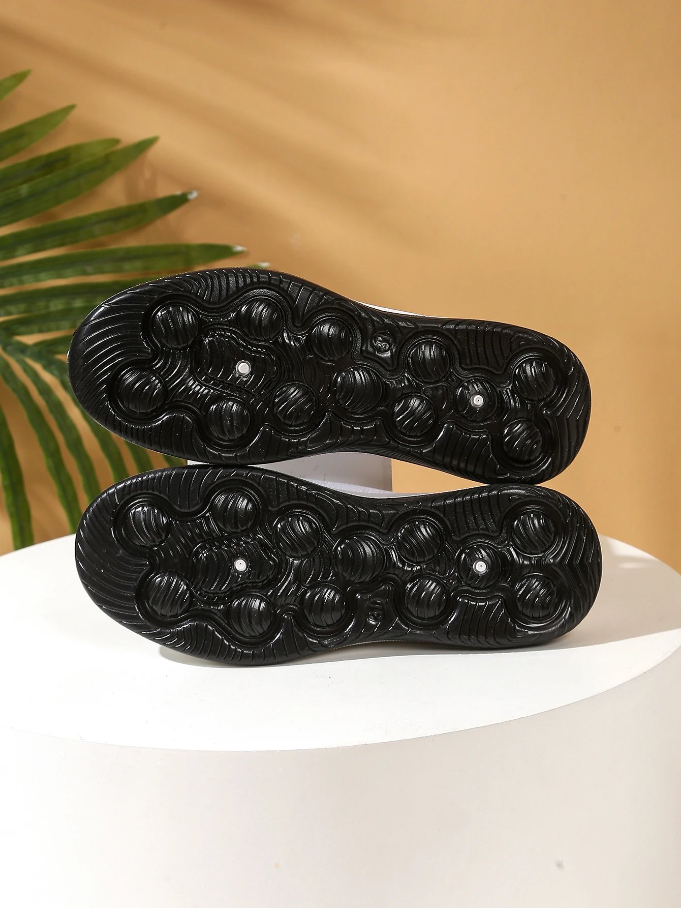 Victoria'S Vogue Women Shoes Convenient and Comfortable at Home, One Foot with a Vent and Half Slipper Women's Summer Shoes Free Shipping Shoes