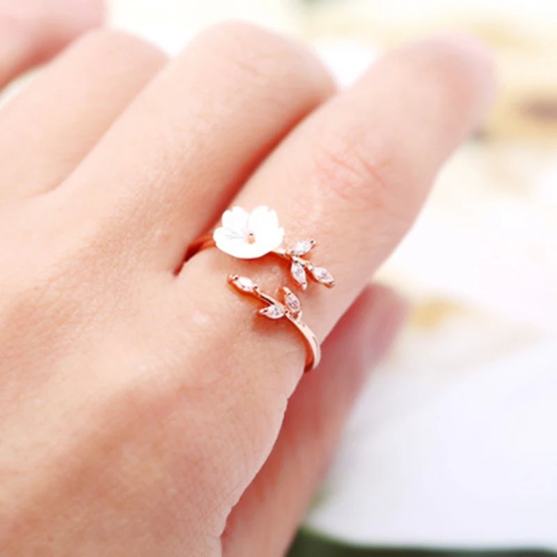 Victoria'S Vogue Cute Zircon Crystal Leaf Shell Flower Ring for Women Ladies Rose Gold color Romantic Shell Jewelry open Rings Size adjustable
