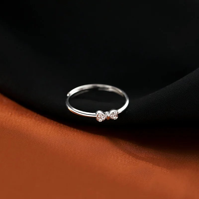 Victoria's Vogue Mini Delicate 925 Sterling Silver Adjustable Inlaid Tiny Zircon Bowknot Ring for Woman Sweet Temperament Jewelry Accessory Gifts