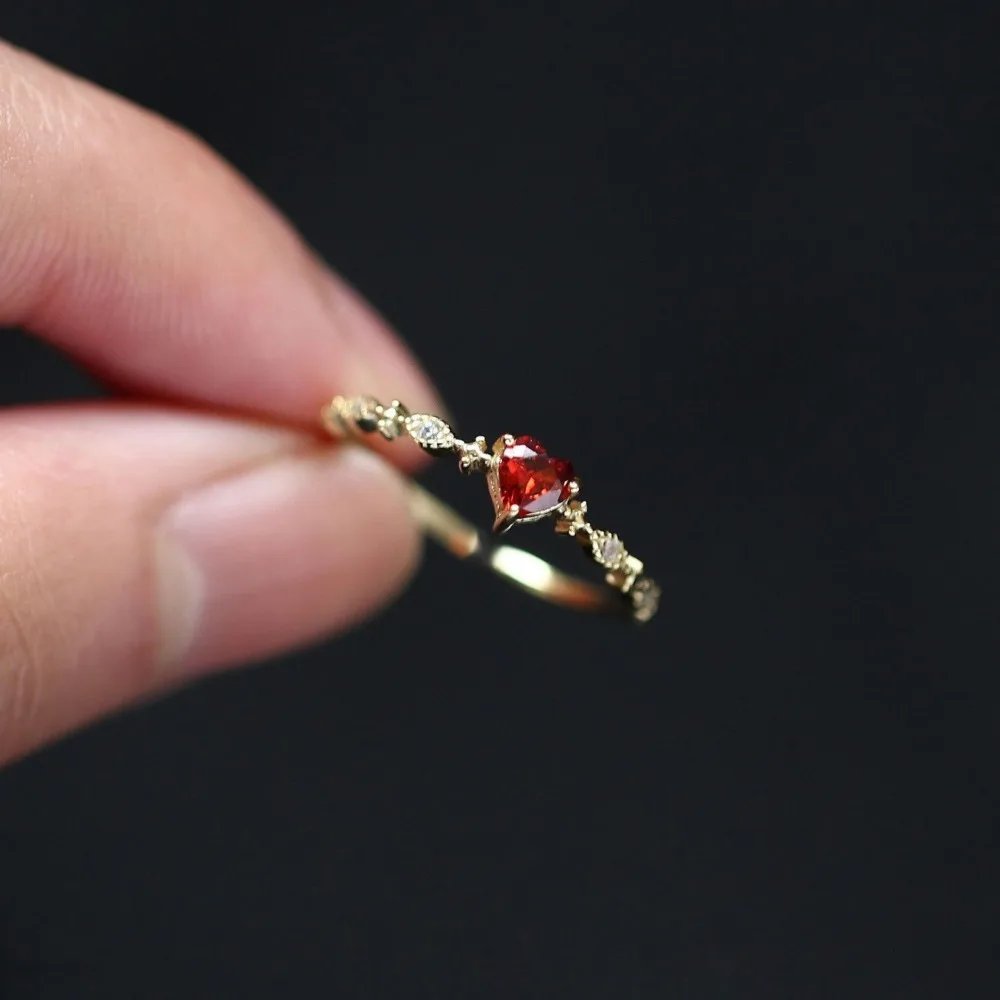 Victoria'S Vogue Luxury Red Heart Crystal Opening Rings for Women Temperament Stainless Steel Zircon Wedding Bride Finger Jewelry Accessory Gift