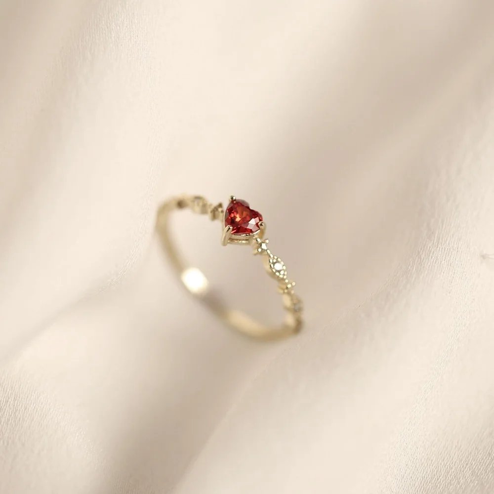 Victoria'S Vogue Luxury Red Heart Crystal Opening Rings for Women Temperament Stainless Steel Zircon Wedding Bride Finger Jewelry Accessory Gift