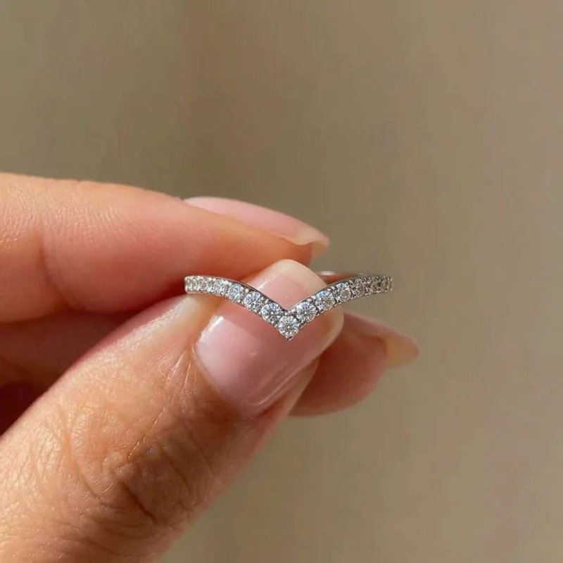 Victoria's Vogue 925 Sterling Silver Fashion V-Shaped Zircon Exquisite Ring for Women Engagement Wedding Party Anniversary Gift Fine Jewelry